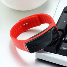 Load image into Gallery viewer, Women Slicone Watch