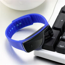 Load image into Gallery viewer, Women Slicone Watch